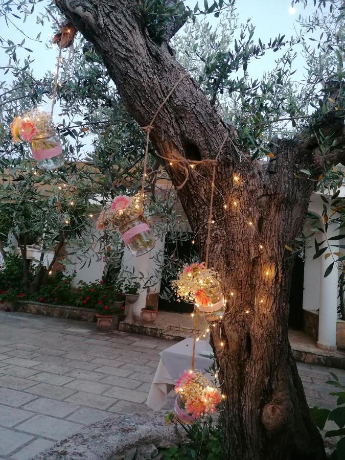 Masseria Agriturismo Il Sorriso Degli Ulivi - Dimora Di Charme Галлиполи Экстерьер фото