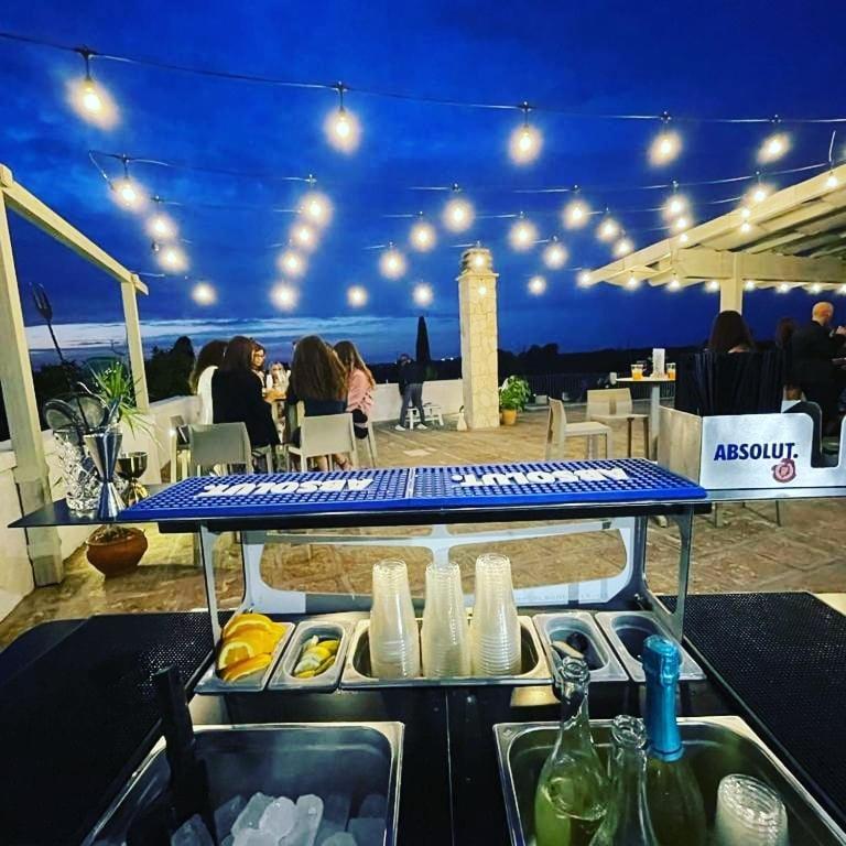 Masseria Agriturismo Il Sorriso Degli Ulivi - Dimora Di Charme Галлиполи Экстерьер фото